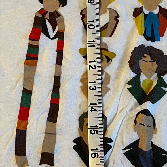 Doctor Who 2012 Junior Size S All 12 Doctors and War Doctor Regeneration Small - Picture 4 of 5